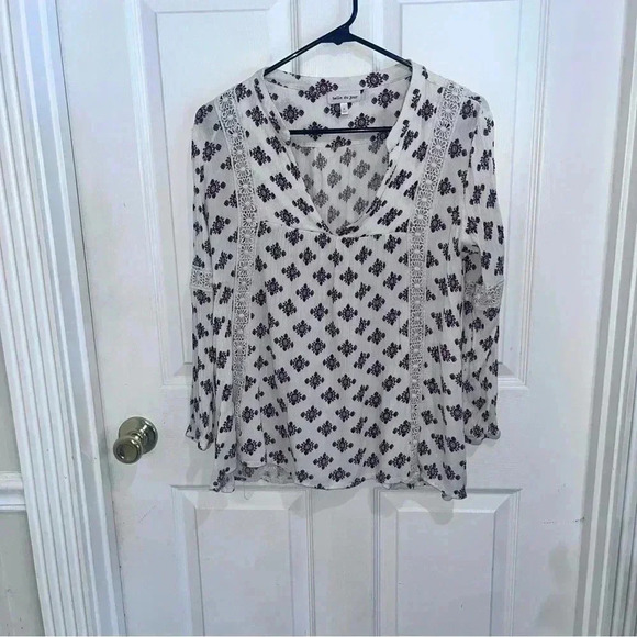 Belle du jour woman’s top sz med - Picture 1 of 3